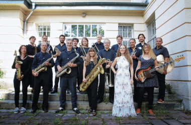 Die Dozent:innen Big Band der Schostakowitsch-Musikschule tritt am Sonntag auf Die Dozent:innen Big Band der Schostakowitsch-Musikschule tritt am Sonntag auf