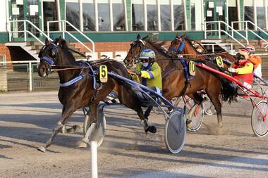 Jenna Transs R mit Thomas Maaßen (Foto: Sabine Sexauer) Jenna Transs R mit Thomas Maaßen (Foto: Sabine Sexauer)