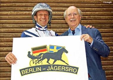 Jörgen Sjunnesson (links) und Ulrich Mommert gehörten 2016 zu den Initiatoren des Super Trot Cup Jörgen Sjunnesson (links) und Ulrich Mommert gehörten 2016 zu den Initiatoren des Super Trot Cup