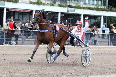 Pastors Girl und Christoph Pellander beim Gewinn des Marion-Jauß-Pokals (Foto: Uwe Stelling)