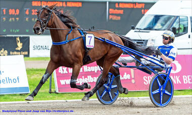 Vom Kombi-Pokal ins Bruno Cassirer: Madeleine Flevo Vom Kombi-Pokal ins Bruno Cassirer: Madeleine Flevo