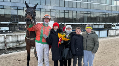 Der guter Form agiert Mario van Dooyeweerd, der mit Duke of New York punktete