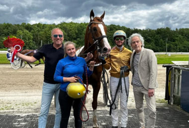 Nevada Lobell probte erfolgreich für einen Start in Vincennes © GelsenTrabPark