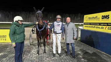 Mit Pirate Newport machte Robbin Bot sein Sieg-Quintett komplett (Foto: GelsenTrabPark)