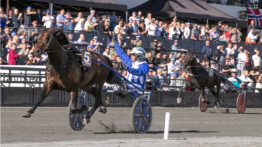 Stoletheshow im Oslo Grand Prix (Foto: travronden.se) Stoletheshow im Oslo Grand Prix (Foto: travronden.se)