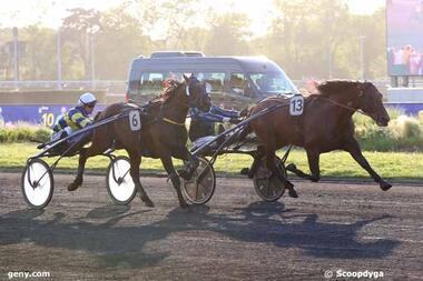 Idao de Tillard hält Hokkaido Jiel in Schach (Foto: geny.com)