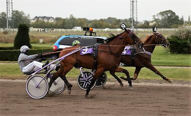 Jack is Back (innen) knapp vor Heck M Eck (Foto: aroc.at/Risavy)