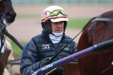 Comeback auf der Grasbahn von Royan: Jean-Michel Bazire (Foto: Equidia)