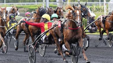 Behält den Bretagne-Sieg: Josh Power (Foto: Jean-Luc Lamaère)