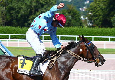 Dynamite Marceaux im Prix de Londres (Foto: letrot.com) Dynamite Marceaux im Prix de Londres (Foto: letrot.com)