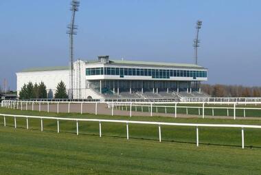 Vor 20 Jahren unter dem Namen Magna Racino mit großen Ambitionen gestartet (Foto: propferd.at) Vor 20 Jahren unter dem Namen Magna Racino mit großen Ambitionen gestartet (Foto: propferd.at)