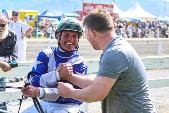 BLAIR-ORANGE-KAIKOURA-MICHAEL-PURDON-768x512