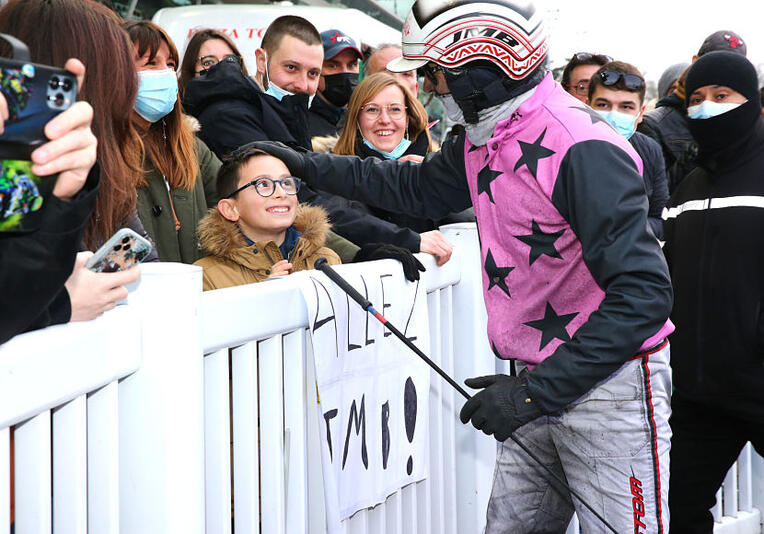 jmb_fans_1302