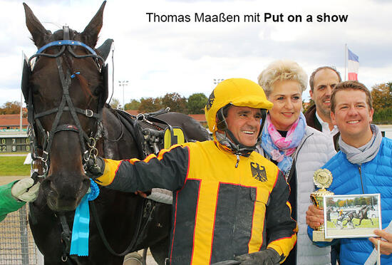 Put on a show_E031019F Put on a show_E031019F