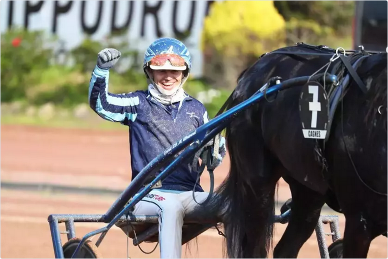 Screenshot 2026-03-08 at 20-59-16 Quinté Grand Critérium de Vitesse de la Côte d’Azur - Matthieu Abrivard Iguski Sautonne fait tout Equidia
